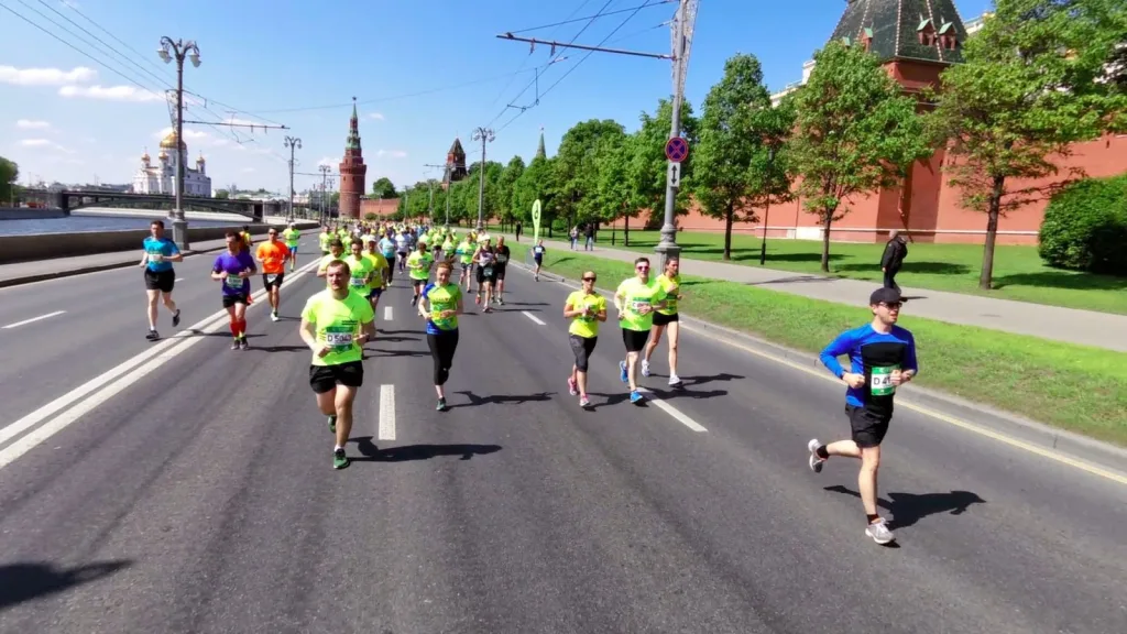 moscow-halfmarathon-2016-00-02-27-537