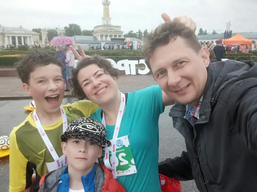 БЕГОМ ПО ЗОЛОТОМУ КОЛЬЦУ: СТАРИННАЯ КАЛАНЧА, ВАРЕНЬЕ ИЗ ОДУВАНЧИКОВ И СУСАНИНСКАЯ ПЛОЩАДЬ   
