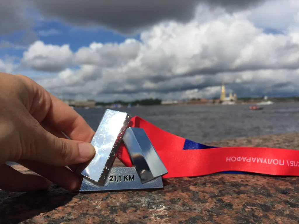 Московский старт на питерских улицах