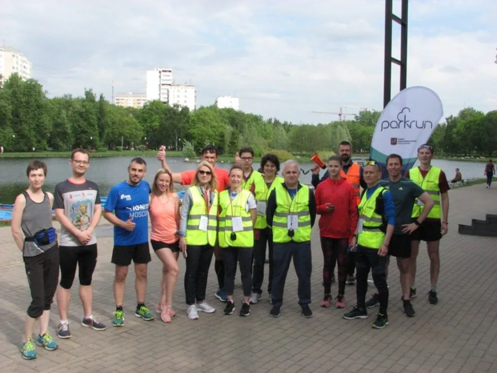 НОВЫЙ PARKRUN АНГАРСКИЕ ПРУДЫ: СУПЕРТРАССА, УТКИ И ЯБЛОКИ