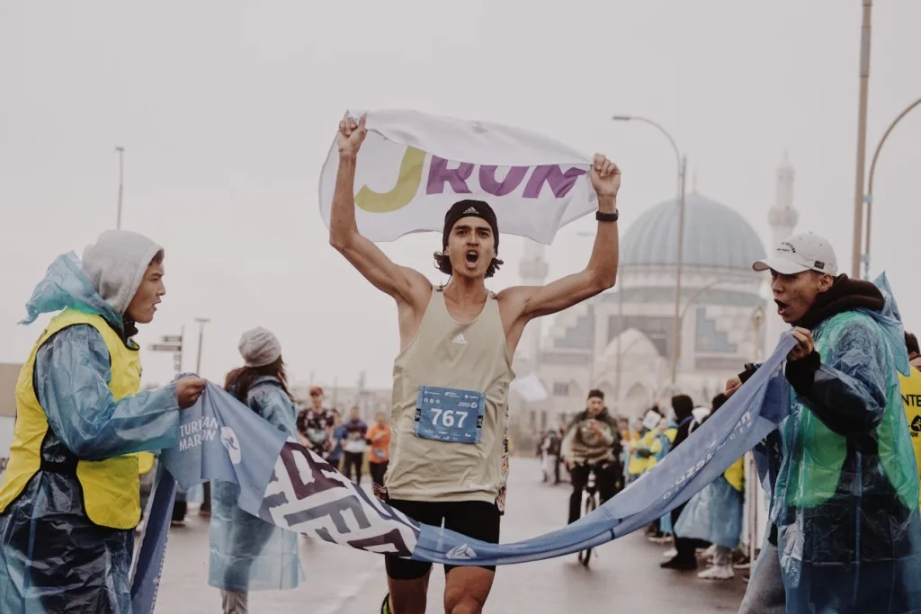 Turkestan Marathon 2022 Ринас Ахмадеев