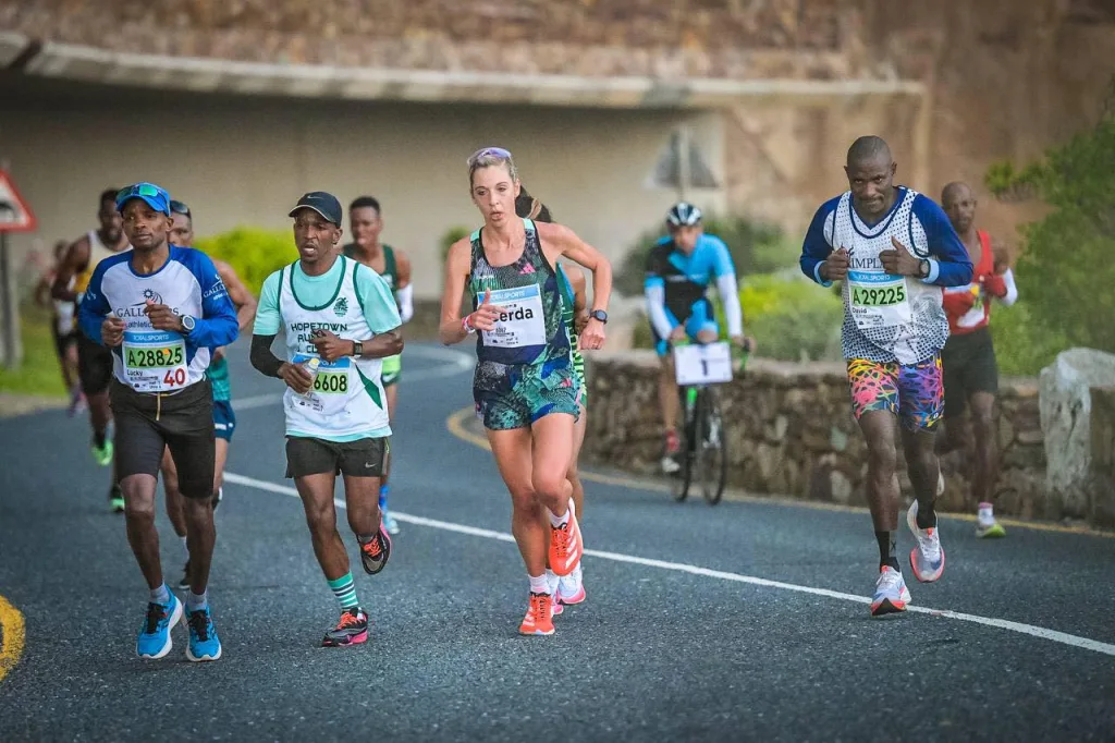 Марафон "Двух океанов" Two Oceans Marathon 2023 - Герда Стейн