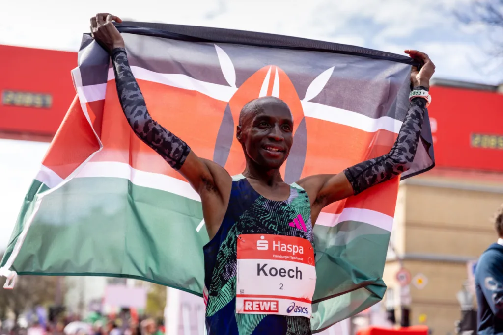 Bernard Koech KEN 2:04:09 Haspa Marathon Hamburg on April 23