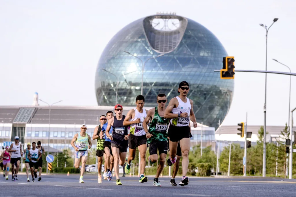 18 июня 2023 года в столице Казахстана городе Астана прошел Astana Half Marathon