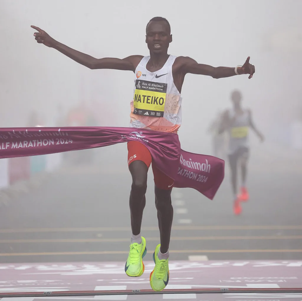 Daniel Mateiko KEN 58:45 Ras Al Khaimah Half Marathon 2024.