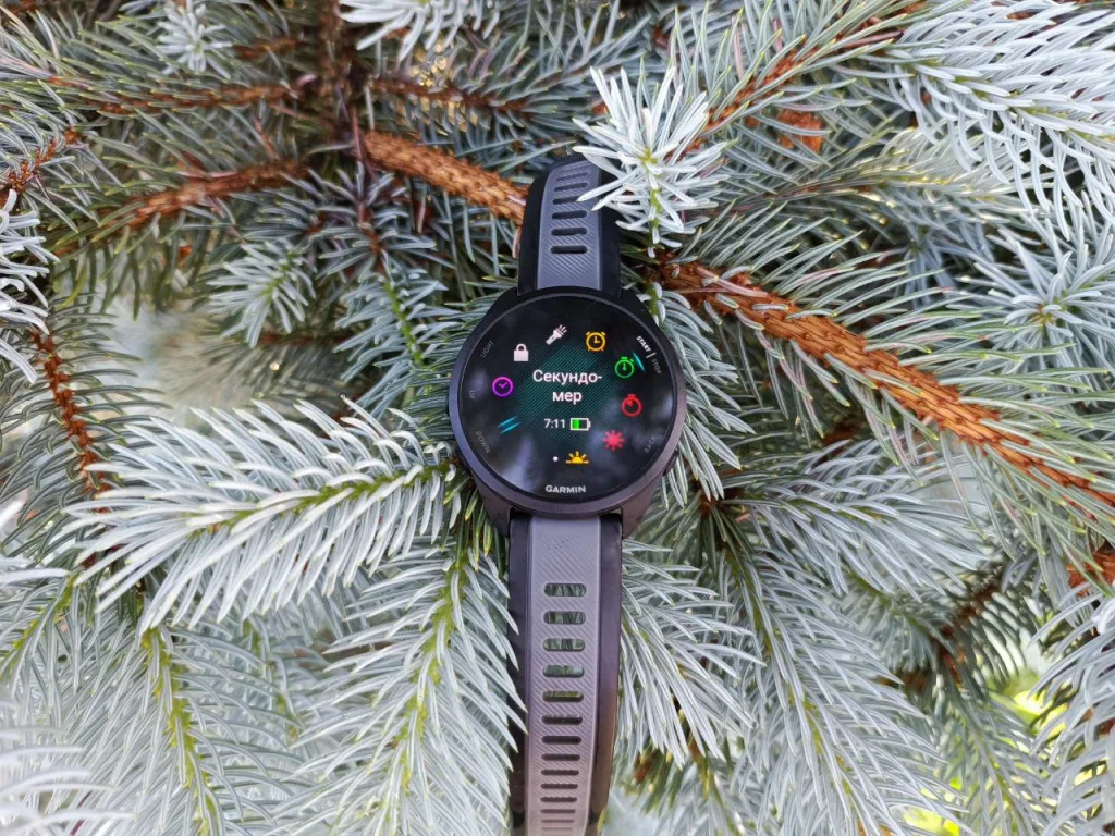 Мультиспортивные часы Garmin Forerunner 165. Обзор гаджета
