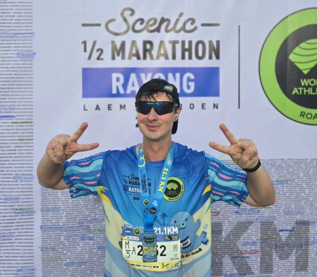 Scenic Half Marathon Rayong – тайрай run утреннего рассвета