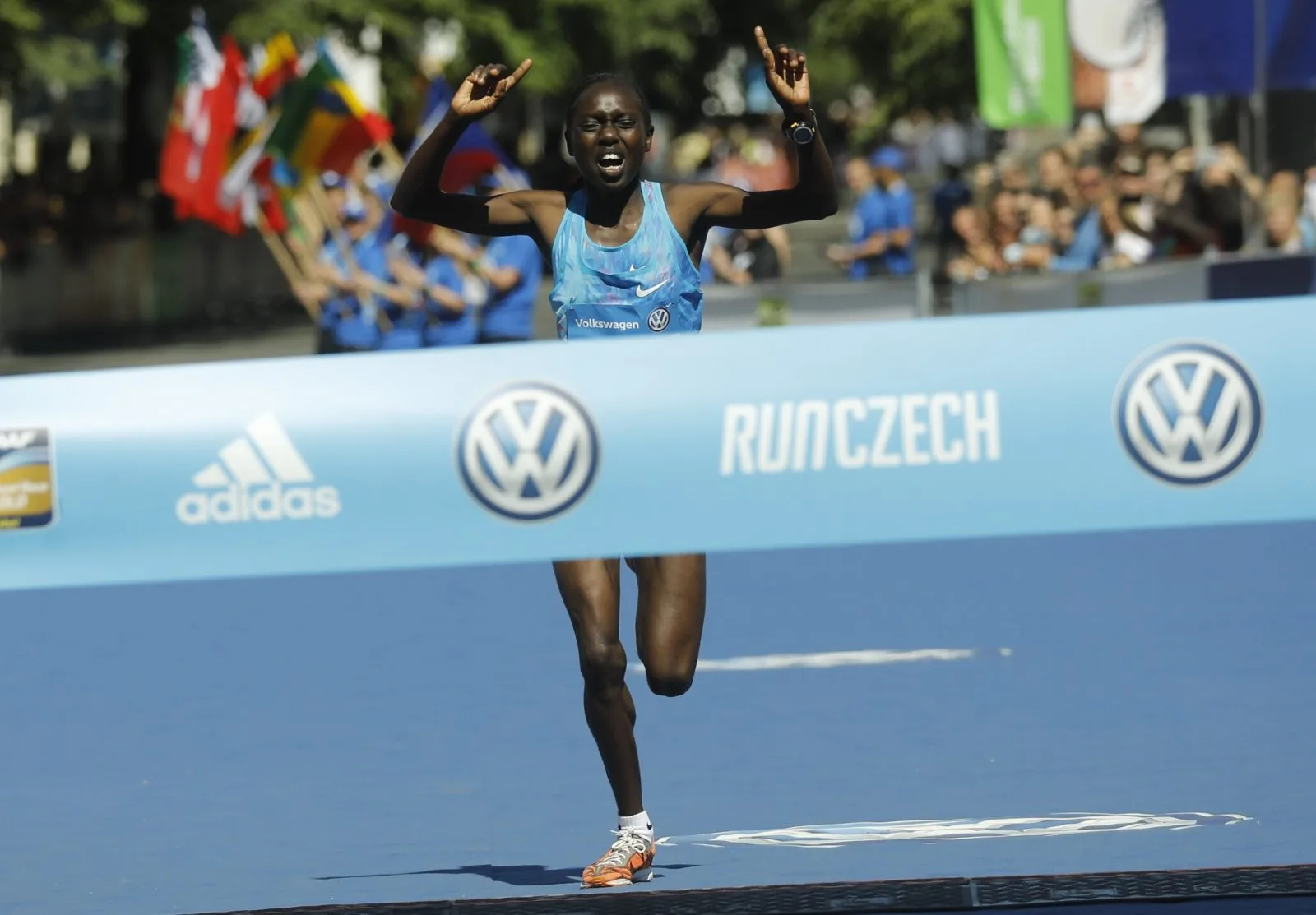Prague marathon 2018 BORNES JEPKIRUI KITUR | KEN