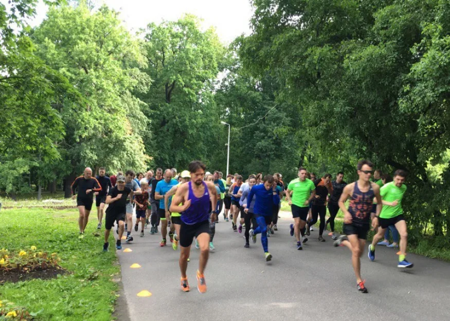 PARKRUN ЕЛАГИН ОСТРОВ: ЕСЛИ ХОЧЕШЬ БЕГАТЬ В САМОМ КРАСИВОМ ПАРКЕ САНКТ-ПЕТЕРБУРГА