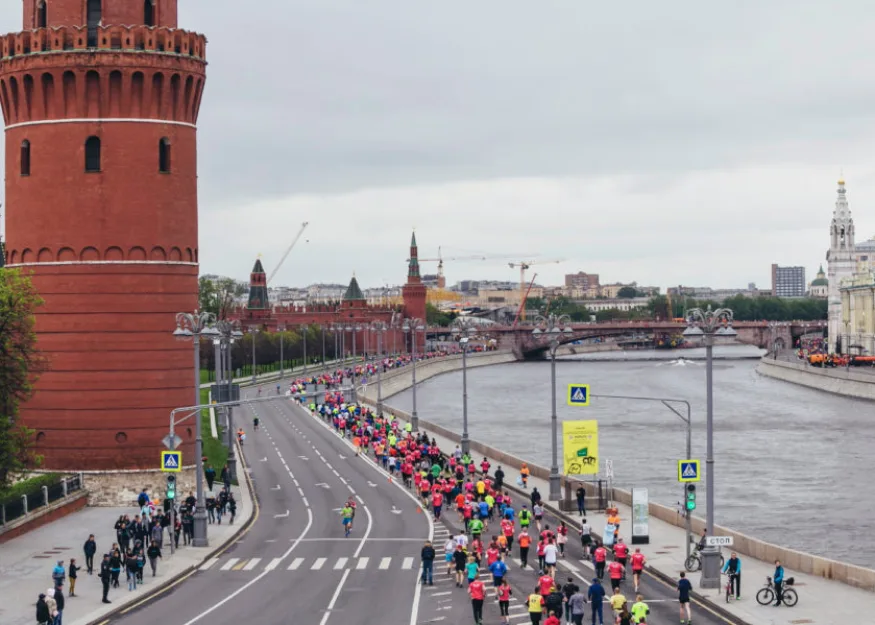 САМЫЙ МАССОВЫЙ ПОЛУМАРАФОН И МАСШТАБНЫЙ "ЗАБЕГ" РОССИИ