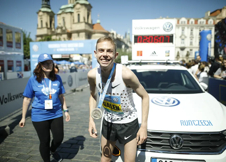 Победитель Prague marathon 2018 Galen Rupp, США