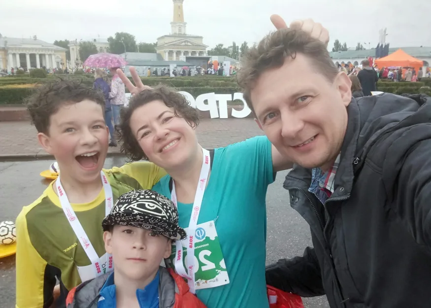 БЕГОМ ПО ЗОЛОТОМУ КОЛЬЦУ: СТАРИННАЯ КАЛАНЧА, ВАРЕНЬЕ ИЗ ОДУВАНЧИКОВ И СУСАНИНСКАЯ ПЛОЩАДЬ   