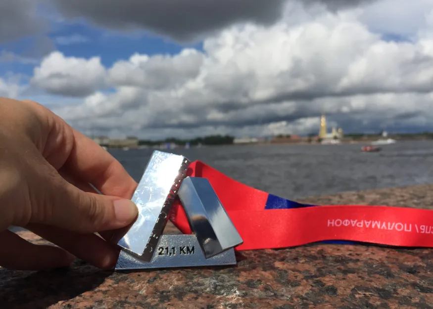 Московский старт на питерских улицах