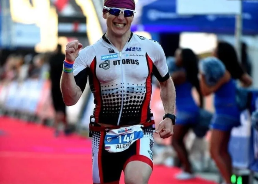 ЖЕЛЕЗНЫЙ ЧЕЛОВЕК АЛЕКСЕЙ ПАНФИЛОВ: "ГОТОВЛЮСЬ ВЫСТУПИТЬ НА IRONMAN, CHALLENGE, ITU"