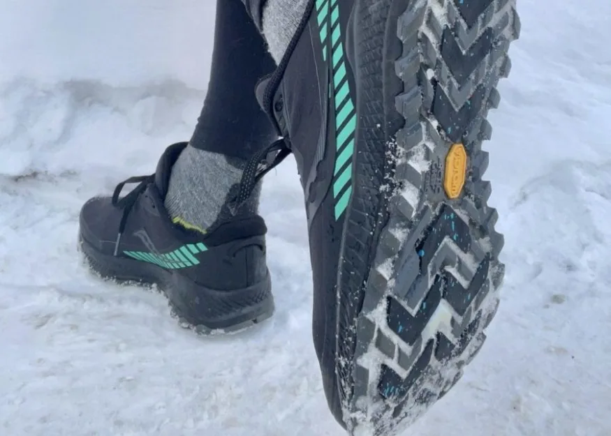 Обзор трейловых кроссовок Saucony Peregrine Ice+
