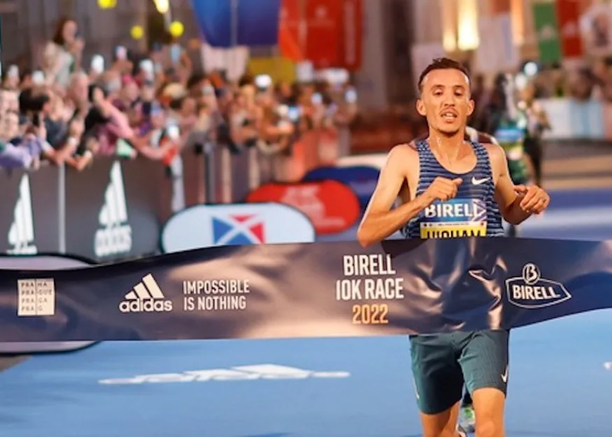 Захватывающий финиш! Победителем Birell Prague Grand Prix 2022 стал Хишам Амгар, мировой рекордсмен лишь восьмой