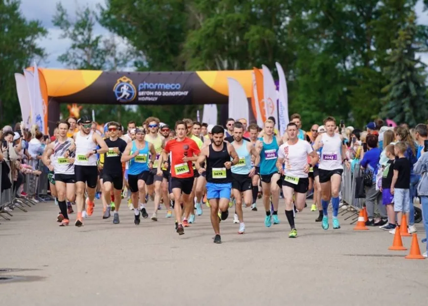 Чемпионат по бегу среди корпоративных команд в рамках "Бегом по Золотому кольцу" 2022: какой коллектив оказался самым спортивным?