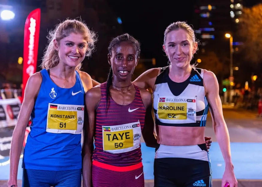 Konstanze Klosterhalfen, Ejgayehu Taye, Cursa dels Nassos 2022