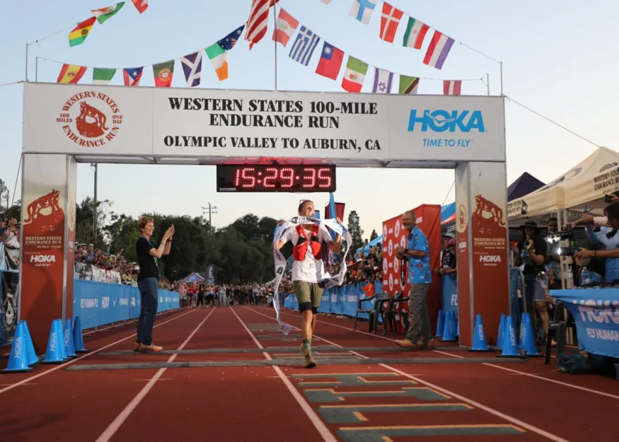 Трейл Western States 2023 Кортни Дауволтер (Courtney Dauwalter)