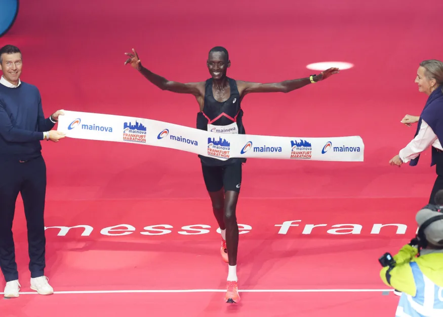 Brimin Misoi Кения 2:04:53, Франкфуртский марафон 2023