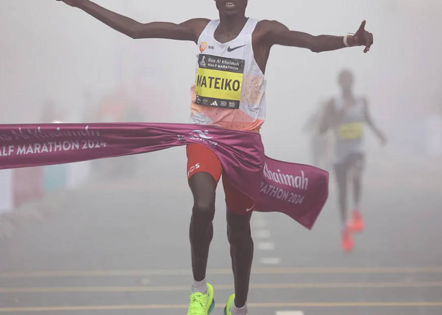 Daniel Mateiko KEN 58:45 Ras Al Khaimah Half Marathon 2024.