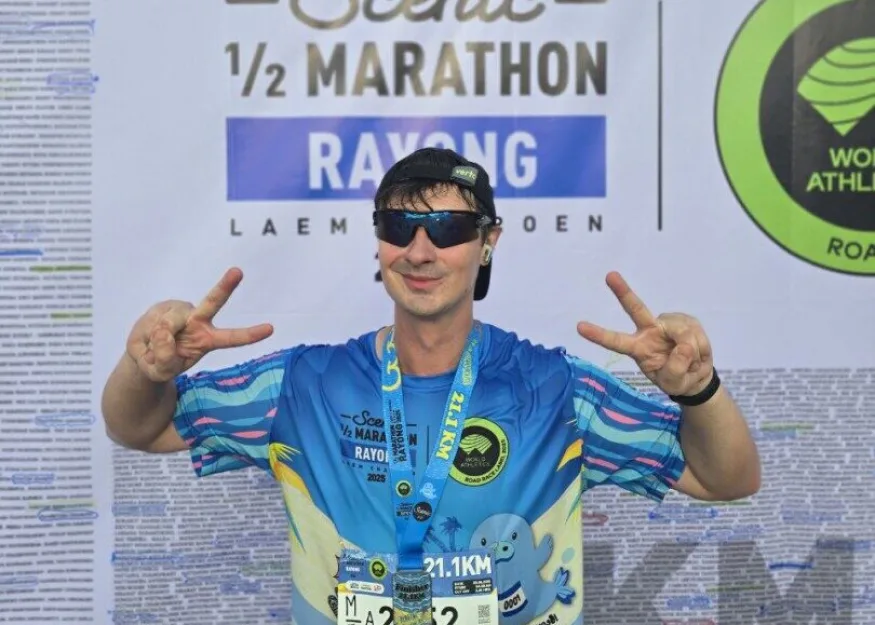 Scenic Half Marathon Rayong – тайрай run утреннего рассвета